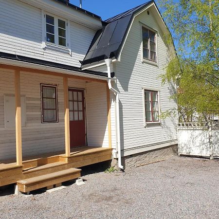 Vaelrenoverad Fin Laegenhet I Charmigt Omrade Сёдерхамн Экстерьер фото